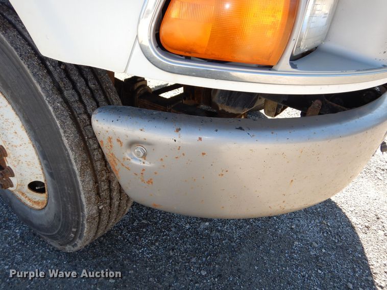 image for item DR5869 2002 Sterling L-Line semi truck