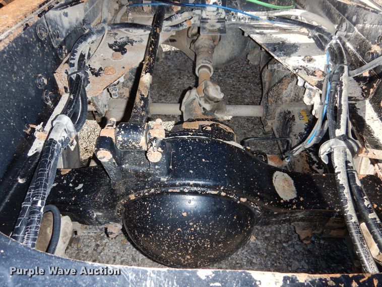 image for item DR5869 2002 Sterling L-Line semi truck