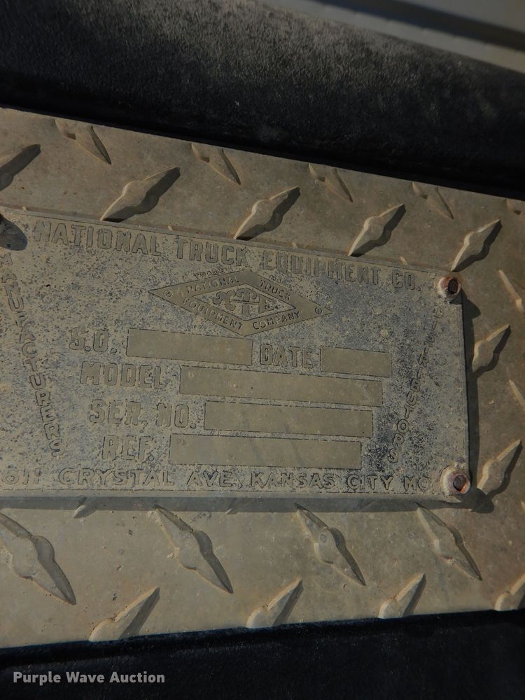 image for item DR5869 2002 Sterling L-Line semi truck