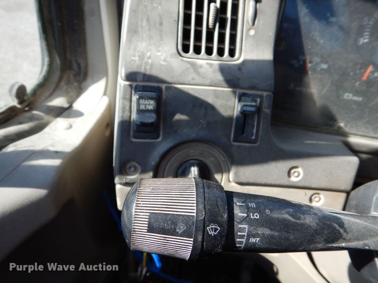 image for item DR5869 2002 Sterling L-Line semi truck