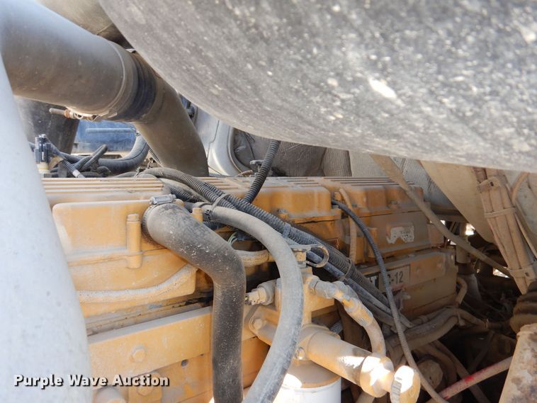 image for item DR5869 2002 Sterling L-Line semi truck