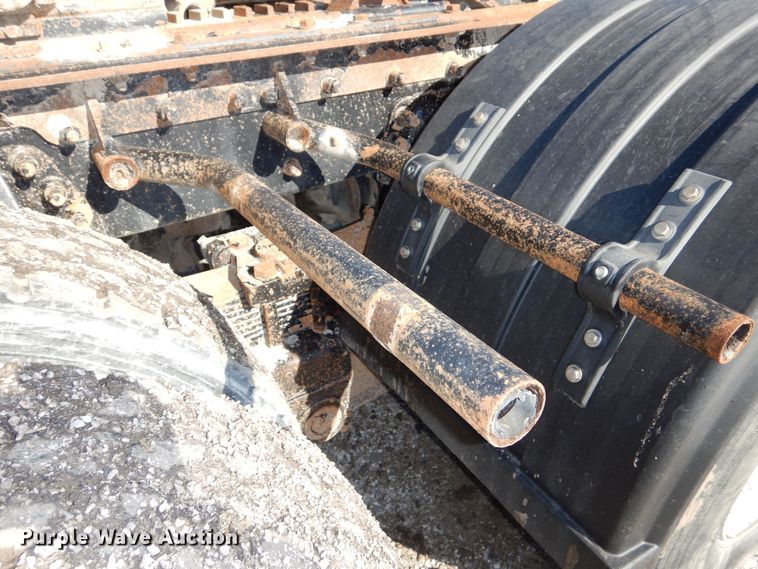 image for item DR5869 2002 Sterling L-Line semi truck