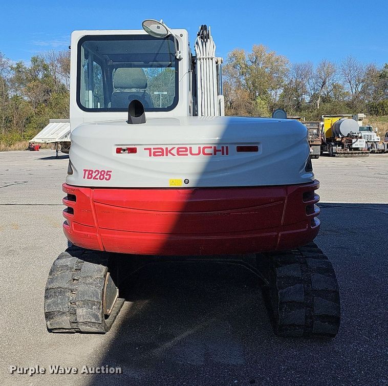 image for item DR5874 2013 Takeuchi TB285  mini excavator