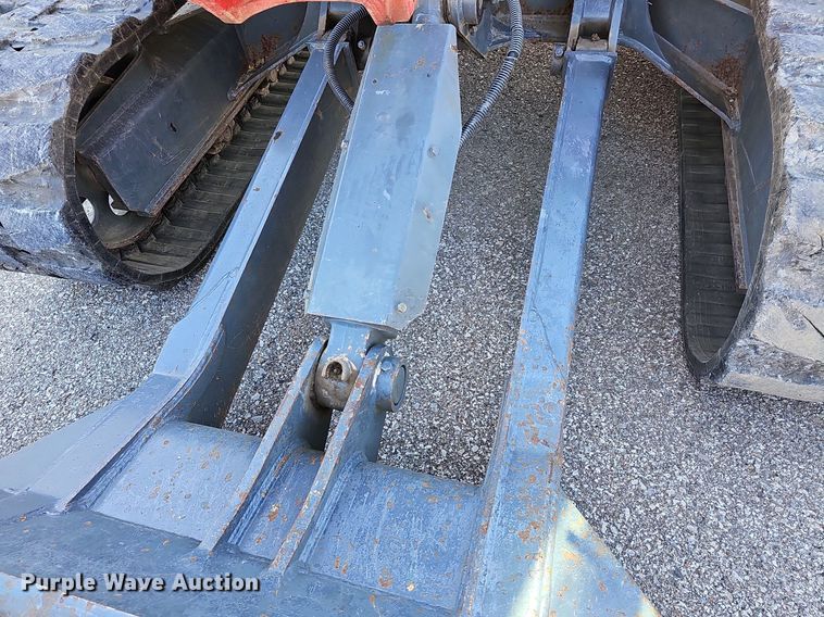 image for item DR5874 2013 Takeuchi TB285  mini excavator