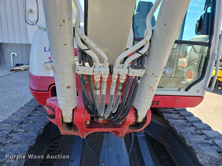 image for item DR5874 2013 Takeuchi TB285  mini excavator