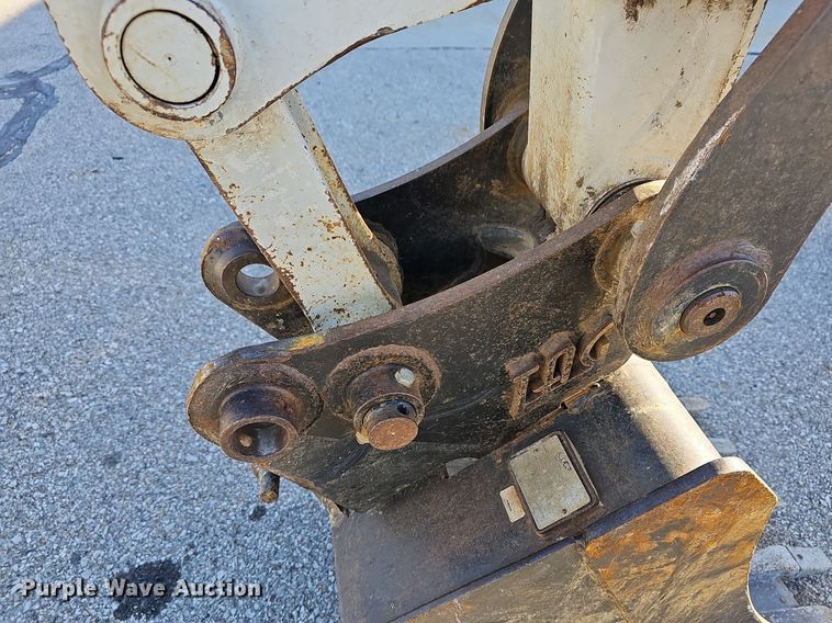 image for item DR5874 2013 Takeuchi TB285  mini excavator