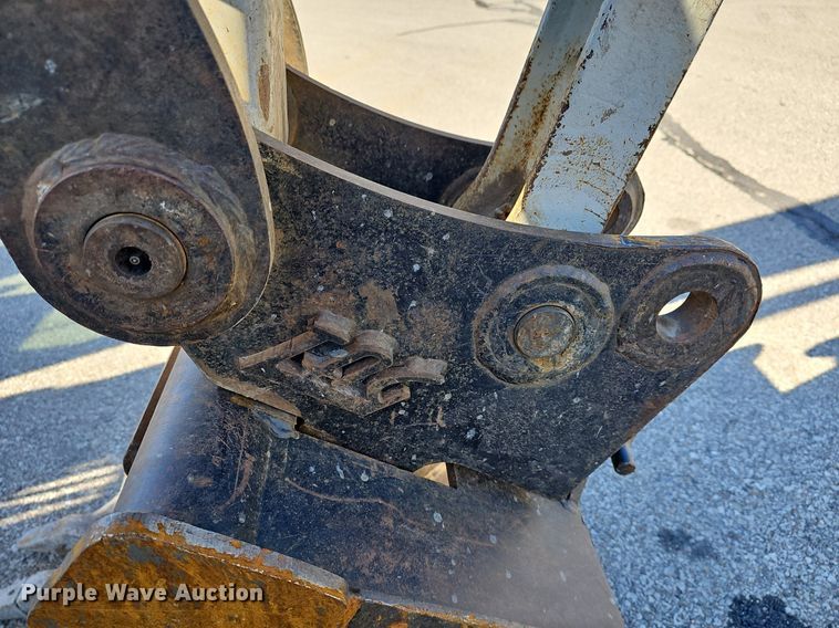 image for item DR5874 2013 Takeuchi TB285  mini excavator