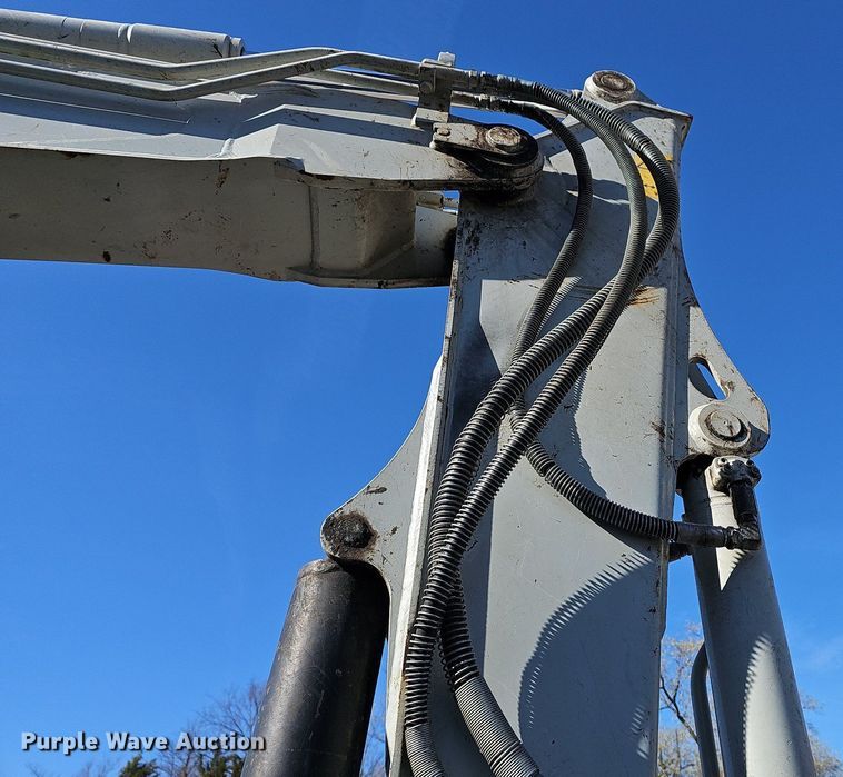 image for item DR5874 2013 Takeuchi TB285  mini excavator