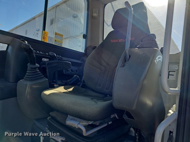 image for item DR5874 2013 Takeuchi TB285  mini excavator