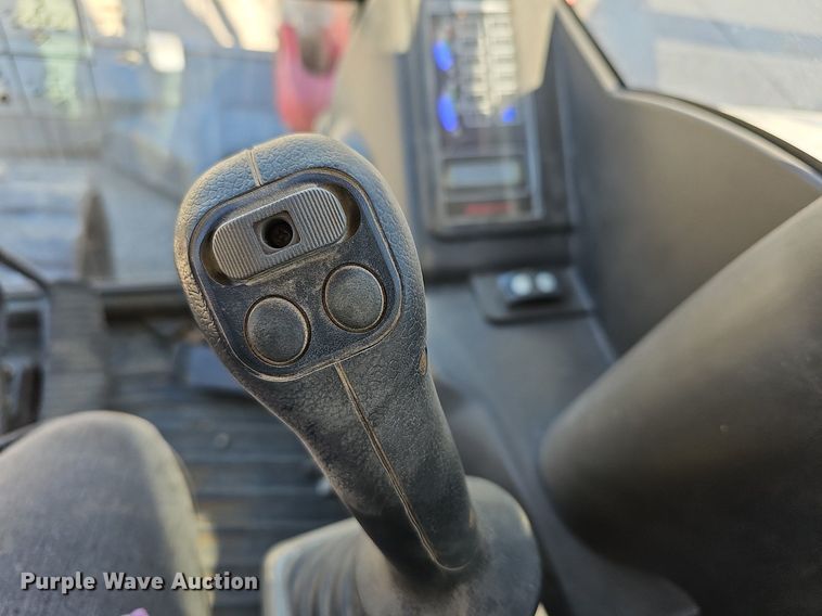 image for item DR5874 2013 Takeuchi TB285  mini excavator