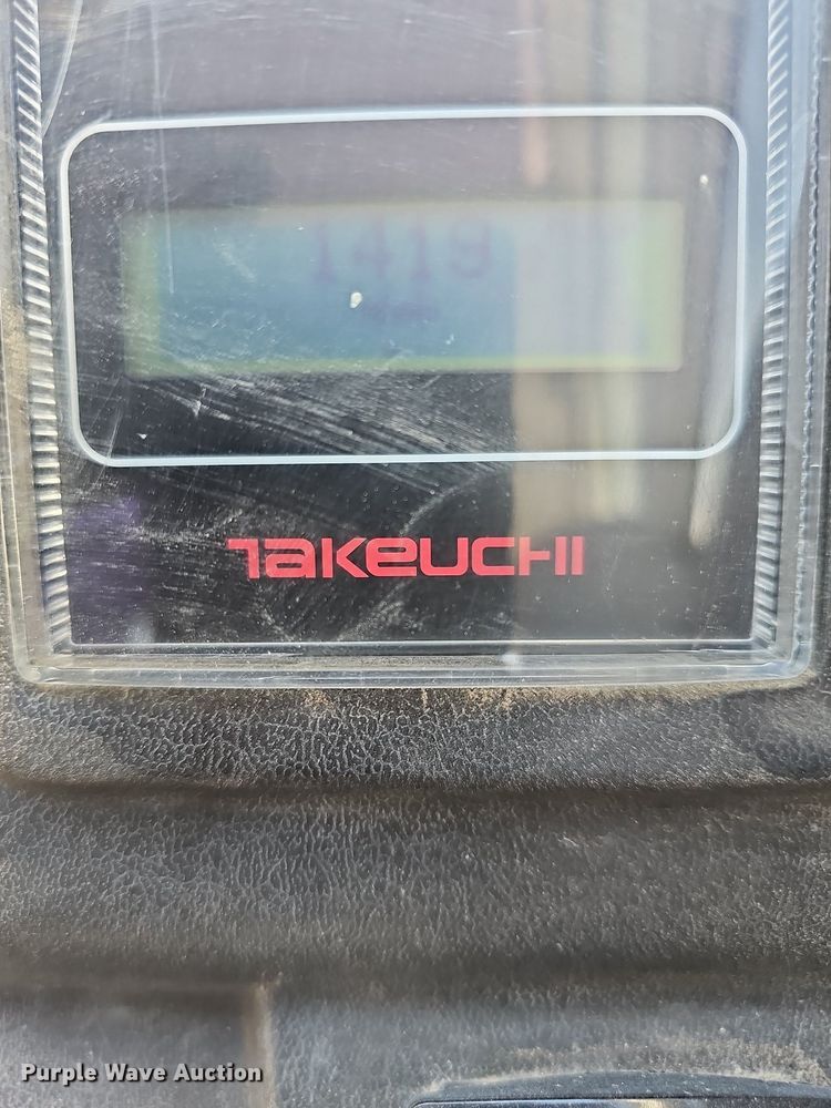 image for item DR5874 2013 Takeuchi TB285  mini excavator