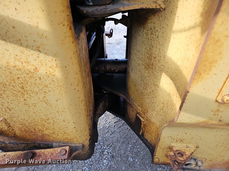 image for item DS5641 1969 Caterpillar 930  wheel loader