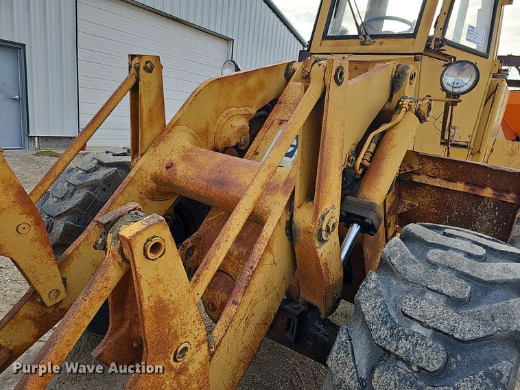 image for item DS5641 1969 Caterpillar 930  wheel loader