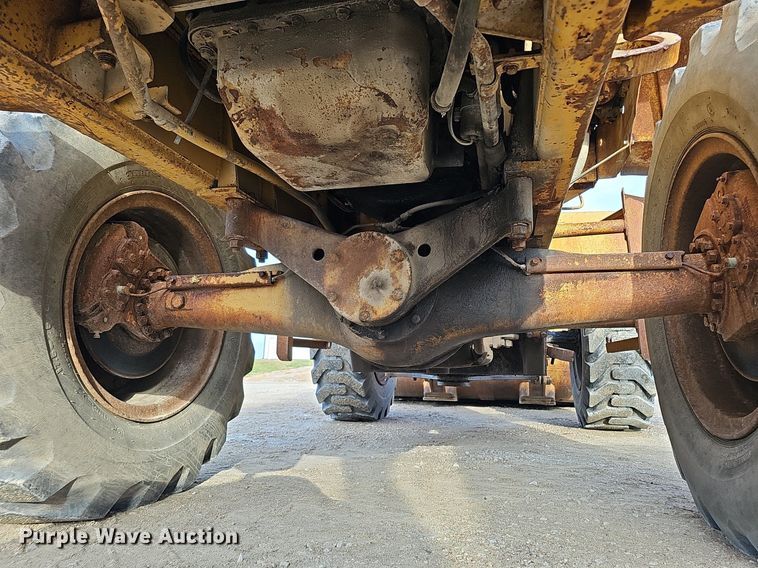 image for item DS5641 1969 Caterpillar 930  wheel loader