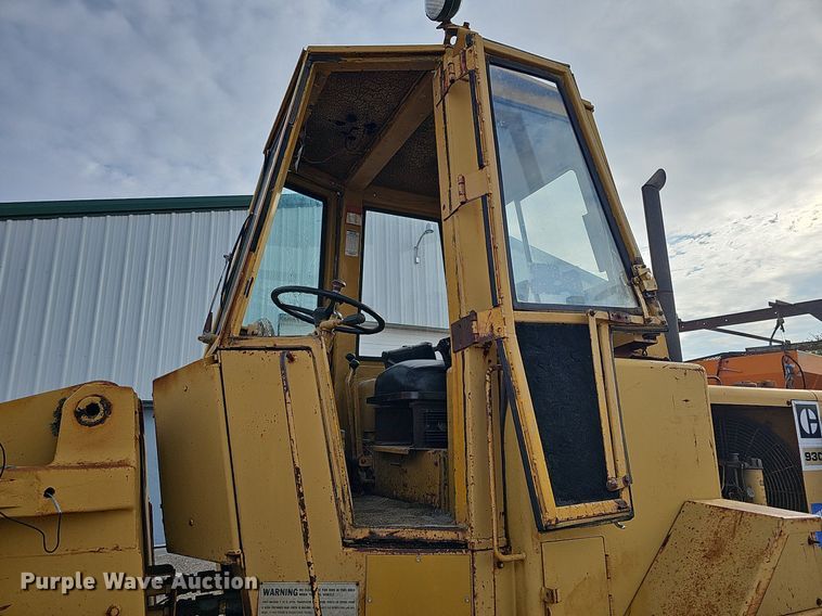 image for item DS5641 1969 Caterpillar 930  wheel loader