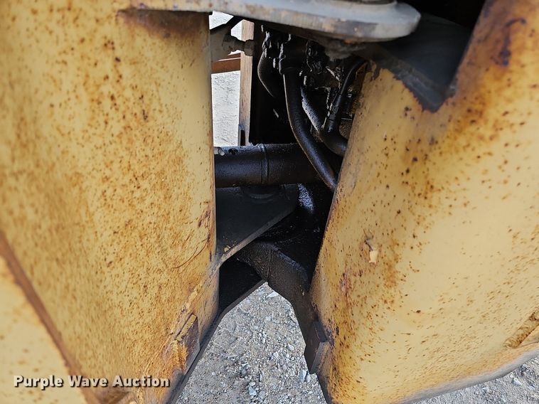 image for item DS5641 1969 Caterpillar 930  wheel loader