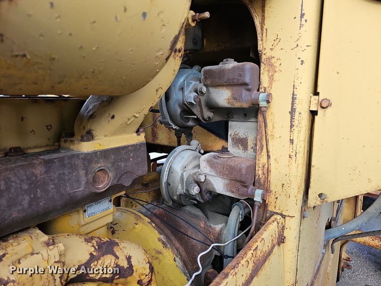 image for item DS5641 1969 Caterpillar 930  wheel loader