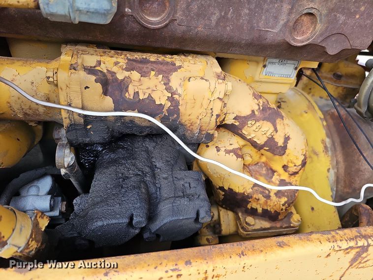 image for item DS5641 1969 Caterpillar 930  wheel loader