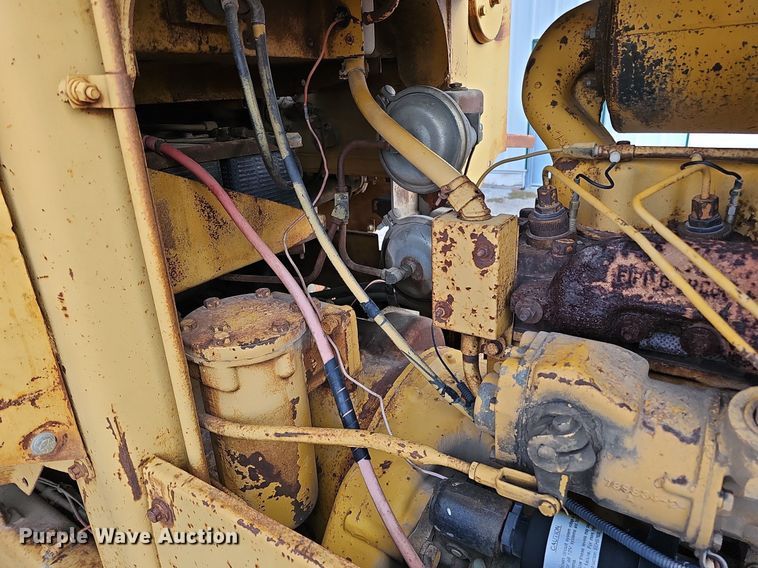 image for item DS5641 1969 Caterpillar 930  wheel loader