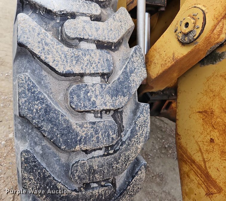 image for item DS5641 1969 Caterpillar 930  wheel loader