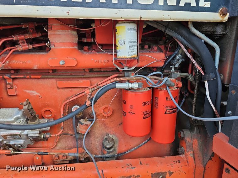 image for item DS5642 1978 International 1086  tractor