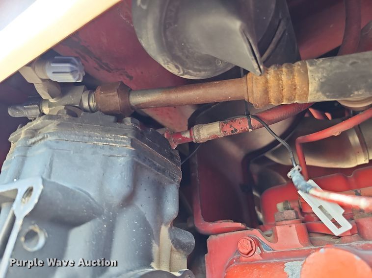 image for item DS5642 1978 International 1086  tractor