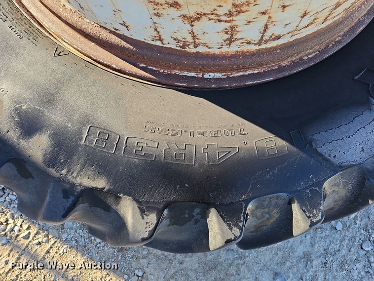 image for item DS5642 1978 International 1086  tractor