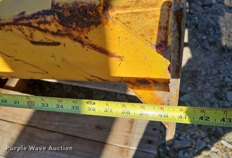 image for item DS5645 Motor grader attachments