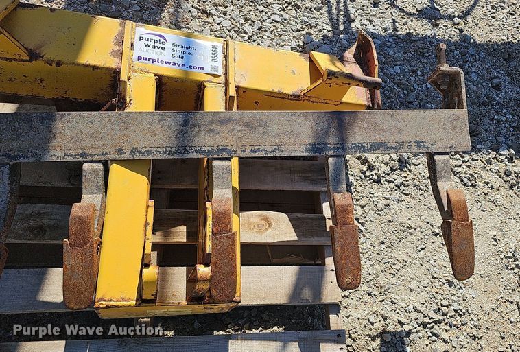 image for item DS5645 Motor grader attachments