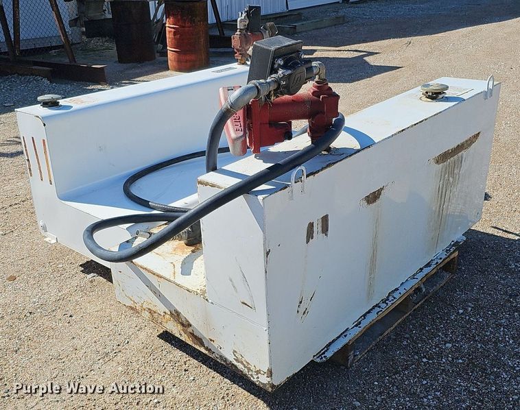 image for item DS5646 (2) fuel tanks