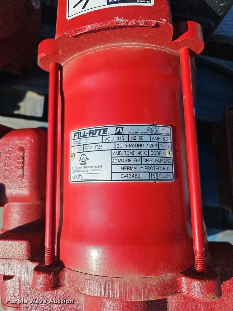 image for item DS5646 (2) fuel tanks