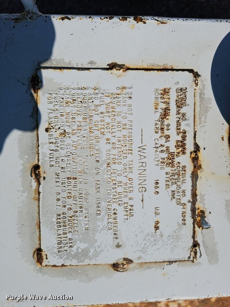 image for item DS5646 (2) fuel tanks