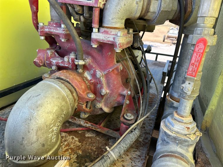 image for item HQ9004 1982 International Paystar 5000  tank truck