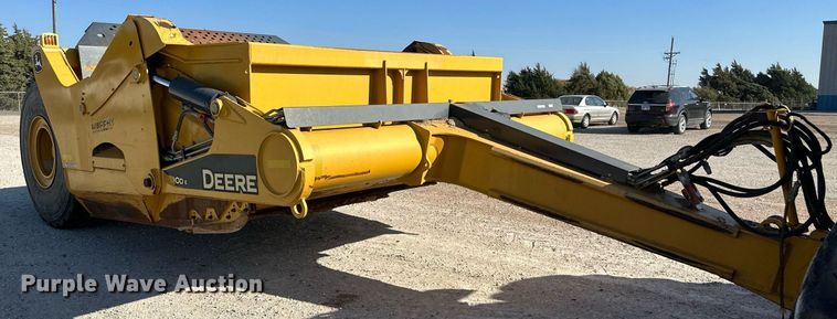 image for item IU9053 2015 John Deere 2010DE Auto Load Scraper  scraper