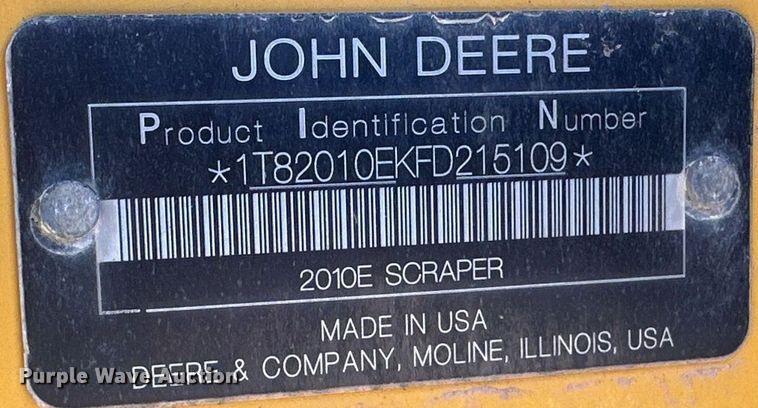 image for item IU9053 2015 John Deere 2010DE Auto Load Scraper  scraper