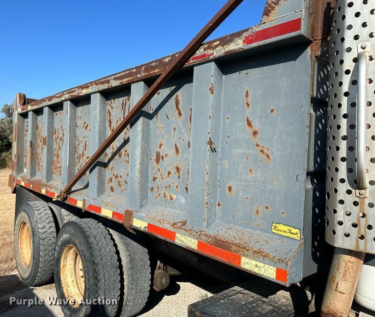 image for item IU9054 1998 International 2554  dump truck