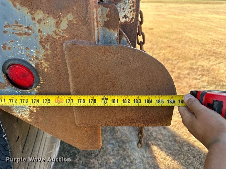 image for item IU9054 1998 International 2554  dump truck