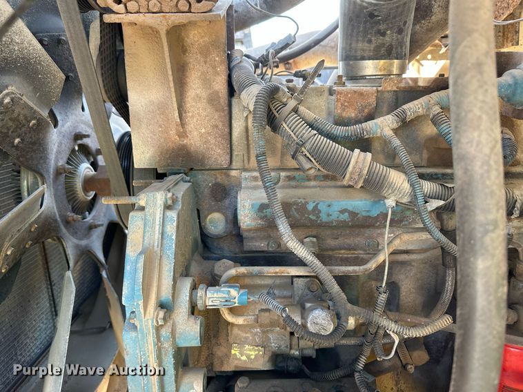 image for item IU9054 1998 International 2554  dump truck