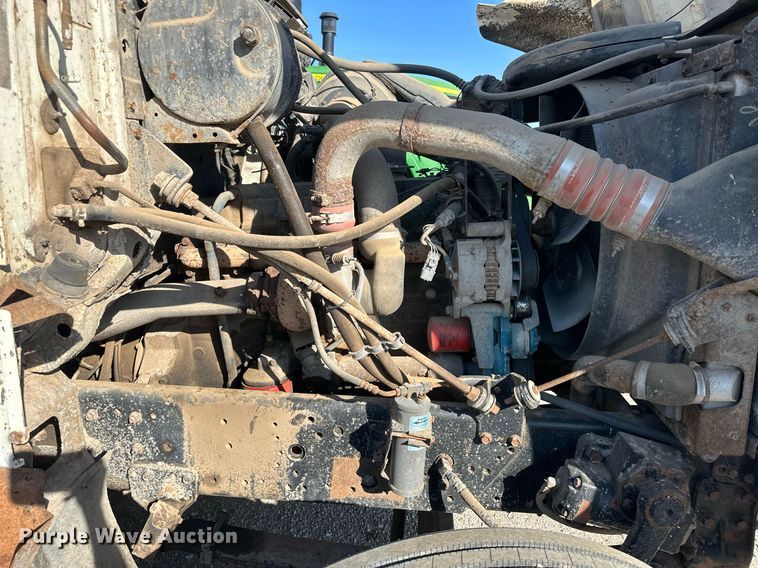 image for item IU9054 1998 International 2554  dump truck