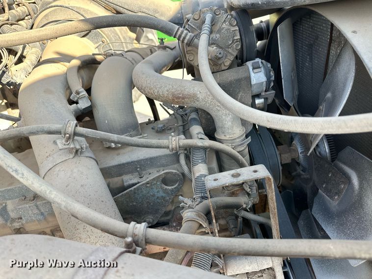 image for item IU9054 1998 International 2554  dump truck