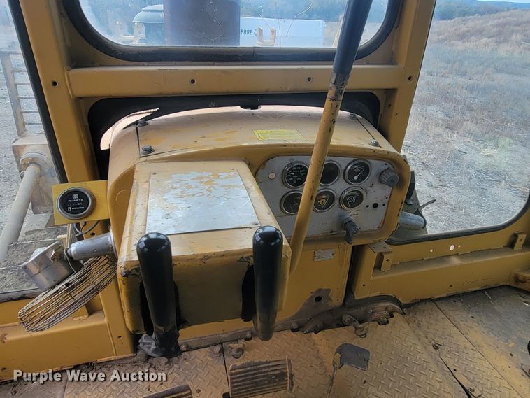 image for item JG9628 1972 Caterpillar D8H  dozer