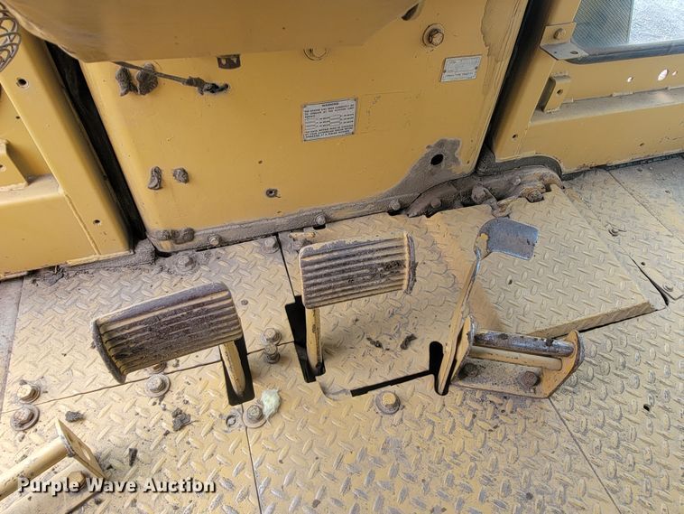 image for item JG9628 1972 Caterpillar D8H  dozer