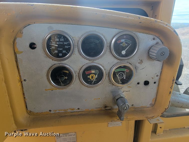 image for item JG9628 1972 Caterpillar D8H  dozer