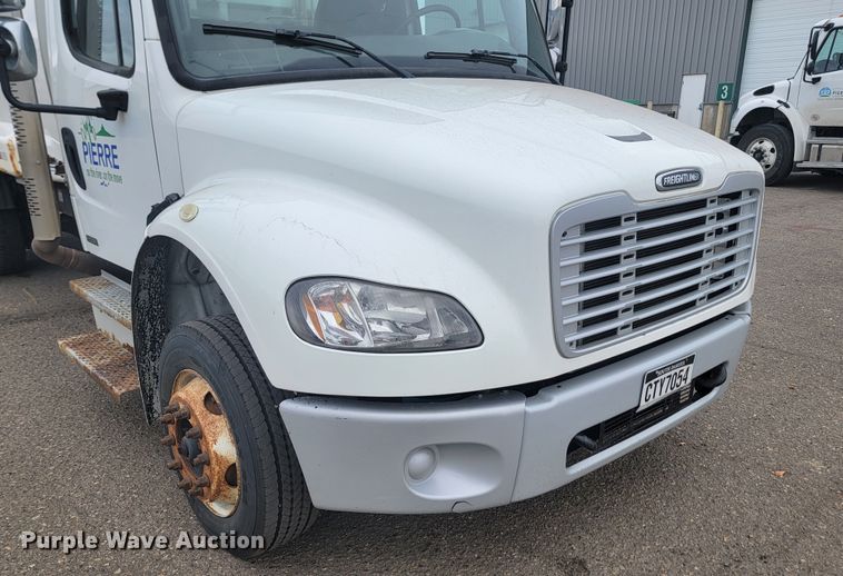 image for item JG9630 2010 Freightliner M2 106  refuse truck