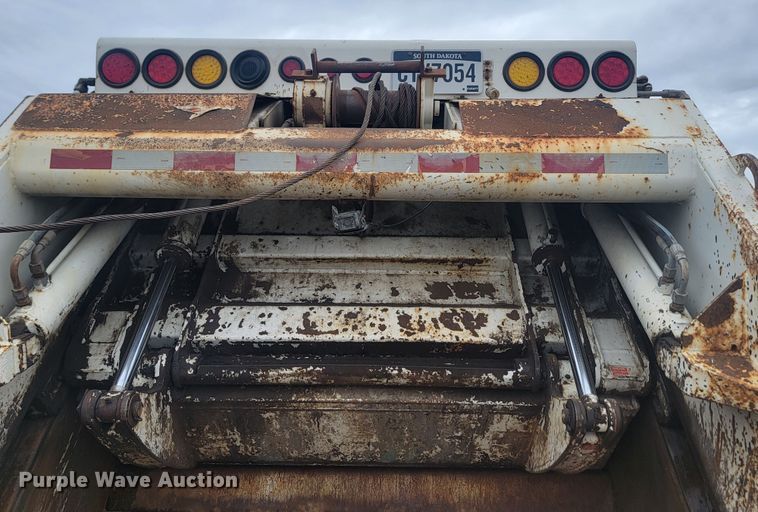 image for item JG9630 2010 Freightliner M2 106  refuse truck