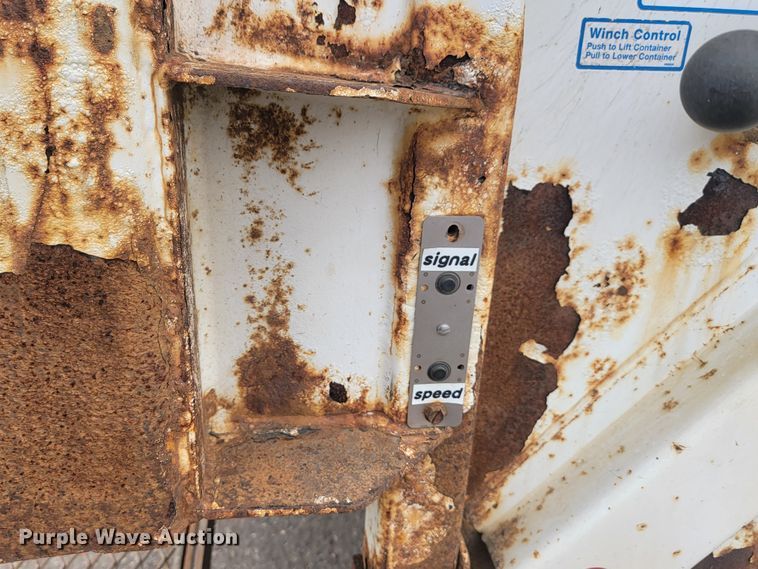 image for item JG9630 2010 Freightliner M2 106  refuse truck