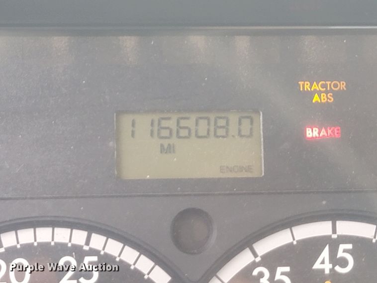 image for item JG9630 2010 Freightliner M2 106  refuse truck