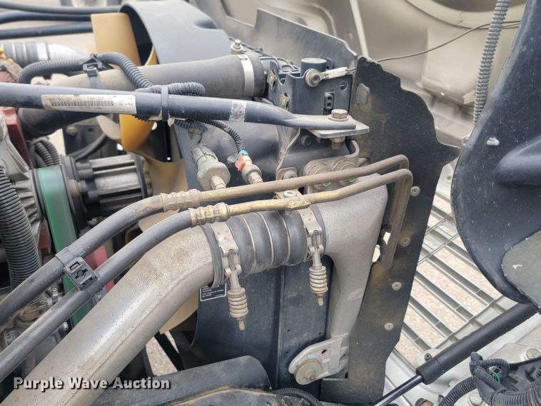 image for item JG9630 2010 Freightliner M2 106  refuse truck