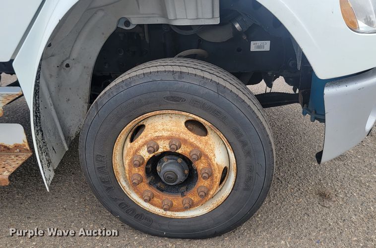 image for item JG9630 2010 Freightliner M2 106  refuse truck