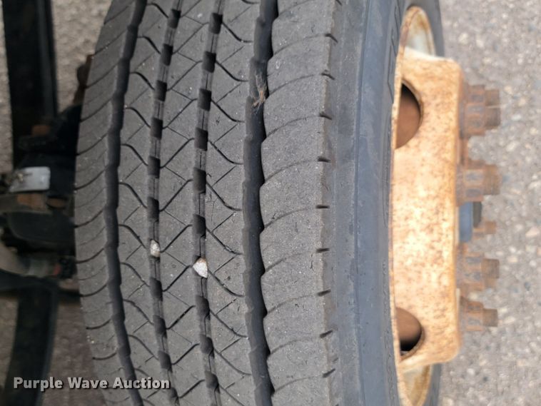 image for item JG9630 2010 Freightliner M2 106  refuse truck